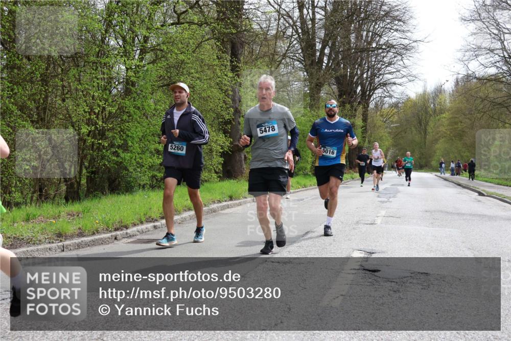 12.04.2026 - 45. Internationalen Wilhelmsburger Insellauf Yannick Fuchs http://msf.ph/oto/9503280 12.04.2026 12:49:01 Laufen 5260, 5478, 5016 meine-sportfotos.de