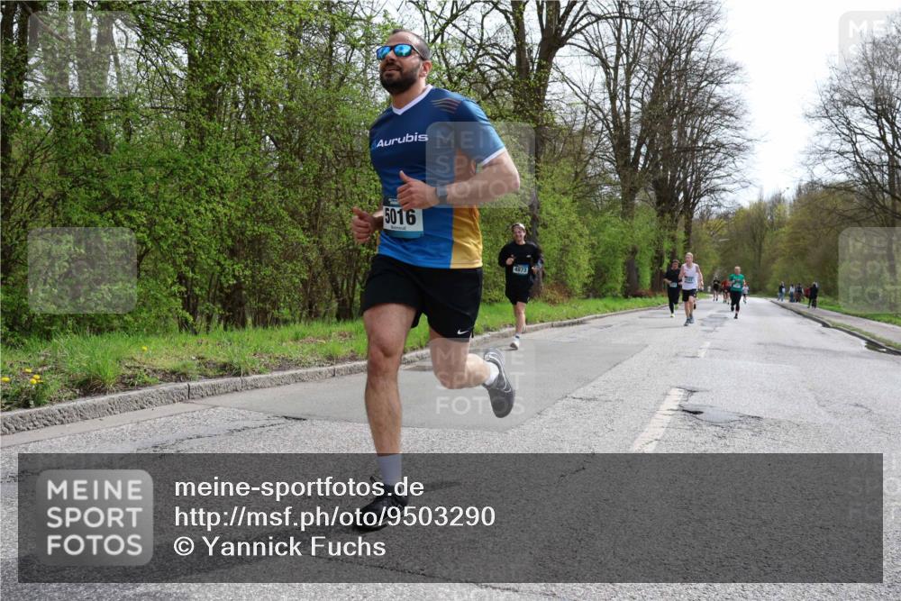 12.04.2026 - 45. Internationalen Wilhelmsburger Insellauf Yannick Fuchs http://msf.ph/oto/9503290 12.04.2026 12:49:03 Laufen 5016, 4873 meine-sportfotos.de