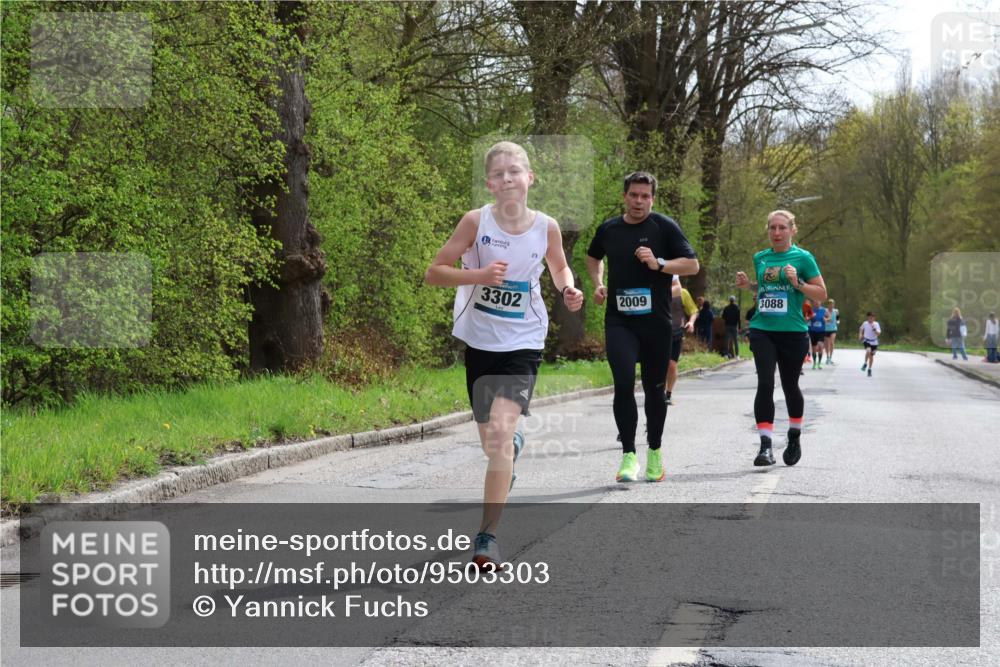 12.04.2026 - 45. Internationalen Wilhelmsburger Insellauf Yannick Fuchs http://msf.ph/oto/9503303 12.04.2026 12:49:06 Laufen 3302, 2009, 3088 meine-sportfotos.de