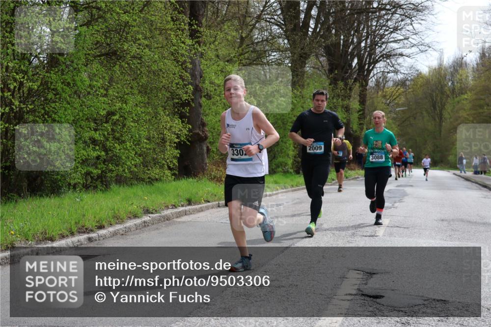 12.04.2026 - 45. Internationalen Wilhelmsburger Insellauf Yannick Fuchs http://msf.ph/oto/9503306 12.04.2026 12:49:06 Laufen 2009, 330, 3088 meine-sportfotos.de
