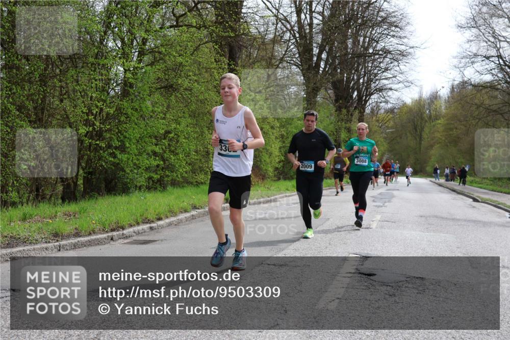 12.04.2026 - 45. Internationalen Wilhelmsburger Insellauf Yannick Fuchs http://msf.ph/oto/9503309 12.04.2026 12:49:07 Laufen 330, 2009, 3088 meine-sportfotos.de