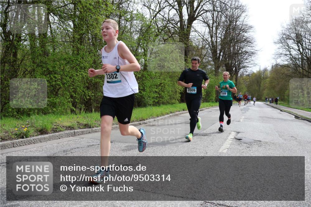 12.04.2026 - 45. Internationalen Wilhelmsburger Insellauf Yannick Fuchs http://msf.ph/oto/9503314 12.04.2026 12:49:08 Laufen 3302, 2009, 3088 meine-sportfotos.de