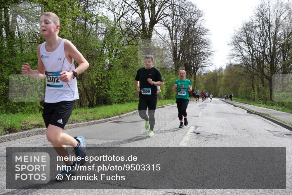 12.04.2026 - 45. Internationalen Wilhelmsburger Insellauf Yannick Fuchs http://msf.ph/oto/9503315 12.04.2026 12:49:08 Laufen 3302, 2009, 3088 meine-sportfotos.de