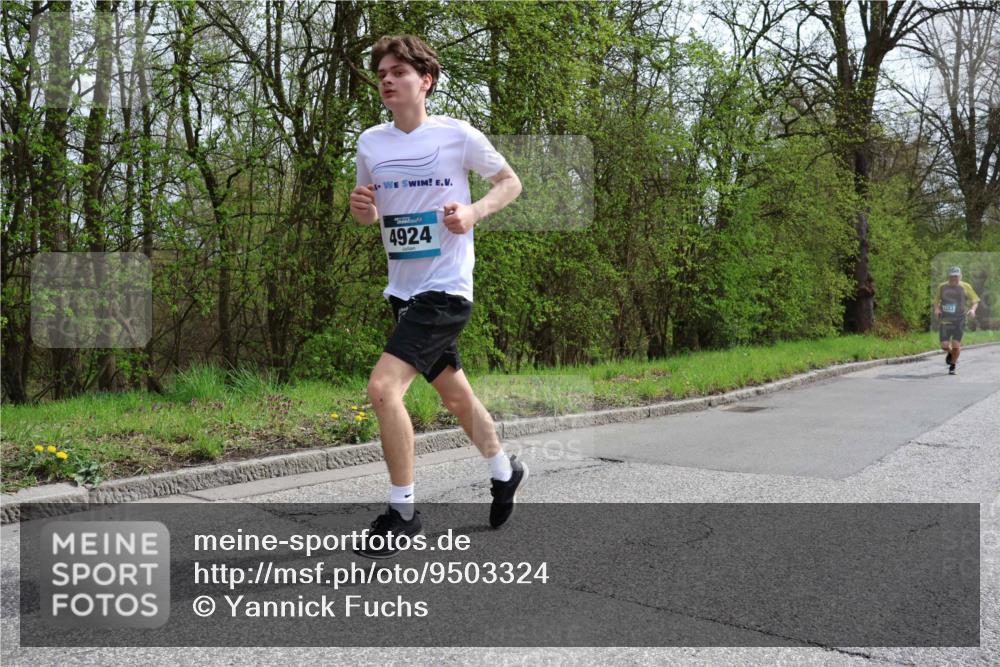 12.04.2026 - 45. Internationalen Wilhelmsburger Insellauf Yannick Fuchs http://msf.ph/oto/9503324 12.04.2026 12:49:10 Laufen 4924 meine-sportfotos.de