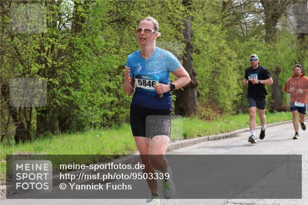 12.04.2026 - 45. Internationalen Wilhelmsburger Insellauf Yannick Fuchs http://msf.ph/oto/9503339 12.04.2026 12:49:15 Laufen 45, 5846, 2707, 4570 meine-sportfotos.de