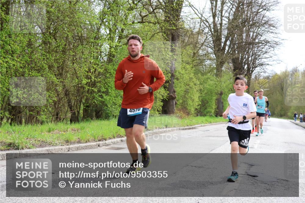 12.04.2026 - 45. Internationalen Wilhelmsburger Insellauf Yannick Fuchs http://msf.ph/oto/9503355 12.04.2026 12:49:19 Laufen 4570, 1396 meine-sportfotos.de