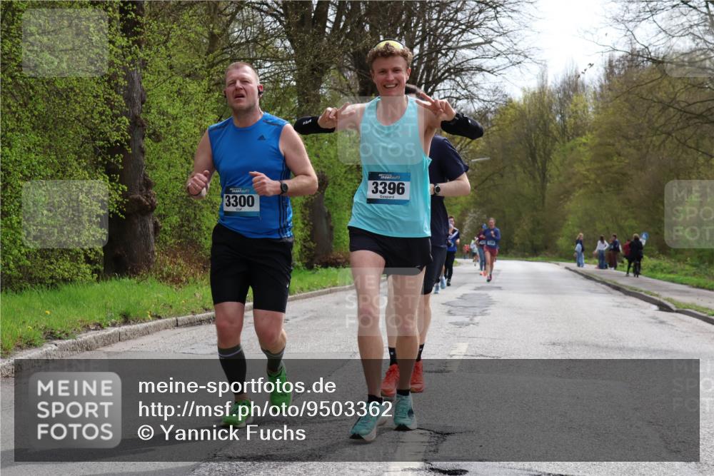 12.04.2026 - 45. Internationalen Wilhelmsburger Insellauf Yannick Fuchs http://msf.ph/oto/9503362 12.04.2026 12:49:21 Laufen 3300, 3396 meine-sportfotos.de