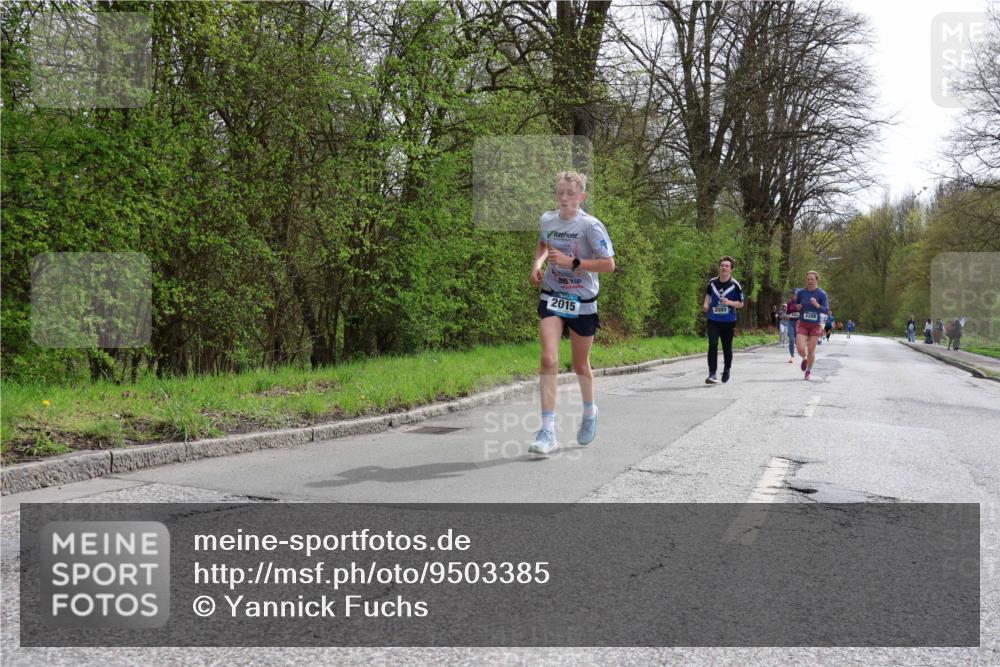 12.04.2026 - 45. Internationalen Wilhelmsburger Insellauf Yannick Fuchs http://msf.ph/oto/9503385 12.04.2026 12:49:28 Laufen 2015, 2085, 3286 meine-sportfotos.de