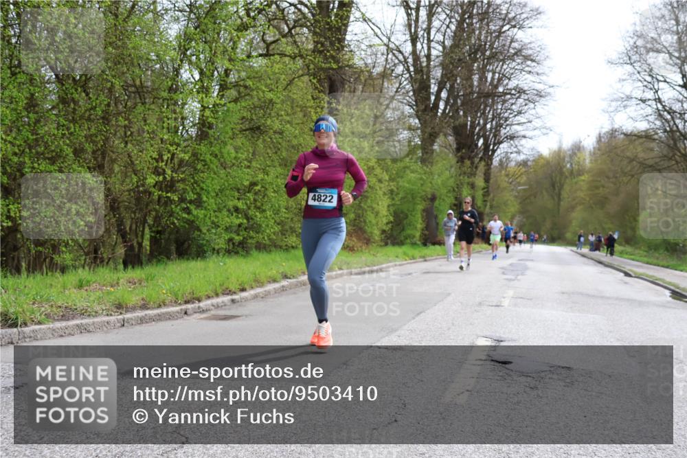 12.04.2026 - 45. Internationalen Wilhelmsburger Insellauf Yannick Fuchs http://msf.ph/oto/9503410 12.04.2026 12:49:33 Laufen 4822 meine-sportfotos.de