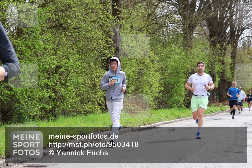 12.04.2026 - 45. Internationalen Wilhelmsburger Insellauf Yannick Fuchs http://msf.ph/oto/9503418 12.04.2026 12:49:38 Laufen 5213 meine-sportfotos.de