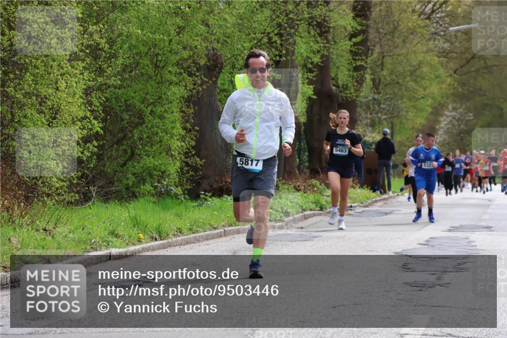 12.04.2026 - 45. Internationalen Wilhelmsburger Insellauf Yannick Fuchs http://msf.ph/oto/9503446 12.04.2026 12:49:45 Laufen 5817, 5463, 532 meine-sportfotos.de