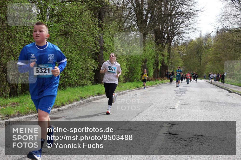 12.04.2026 - 45. Internationalen Wilhelmsburger Insellauf Yannick Fuchs http://msf.ph/oto/9503488 12.04.2026 12:49:56 Laufen 5321, 4811 meine-sportfotos.de