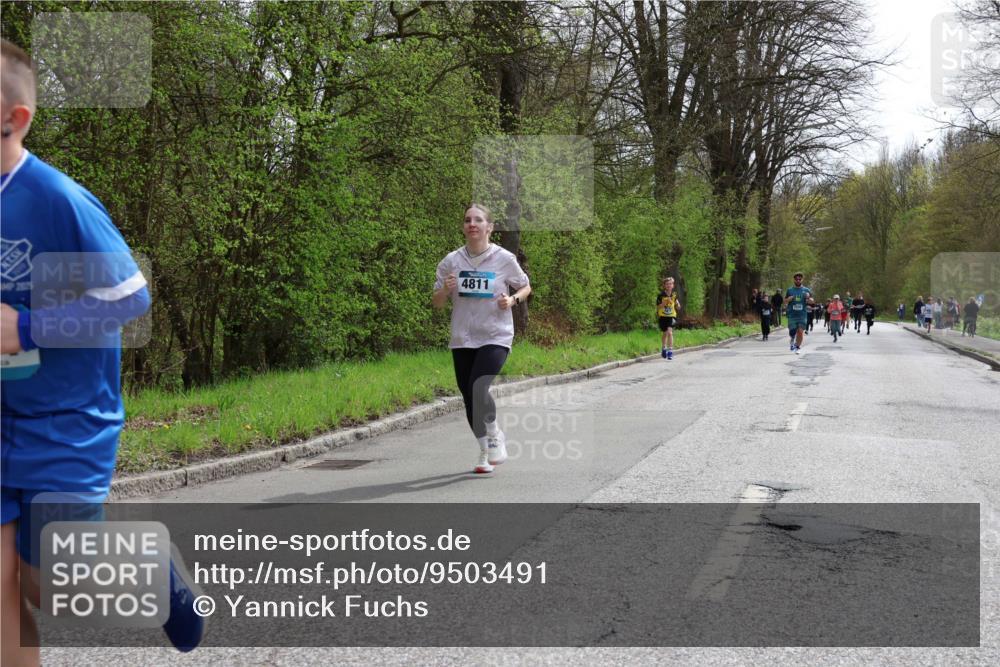 12.04.2026 - 45. Internationalen Wilhelmsburger Insellauf Yannick Fuchs http://msf.ph/oto/9503491 12.04.2026 12:49:57 Laufen 2075, 4811 meine-sportfotos.de