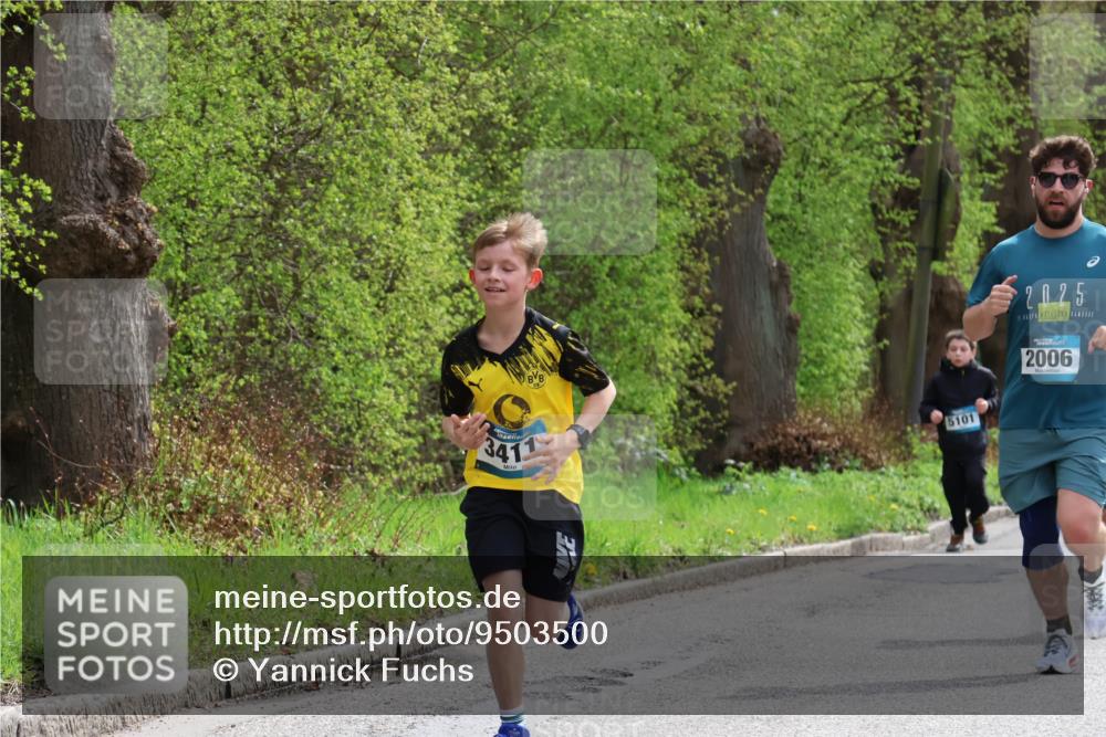 12.04.2026 - 45. Internationalen Wilhelmsburger Insellauf Yannick Fuchs http://msf.ph/oto/9503500 12.04.2026 12:50:00 Laufen 3411, 5101, 2025, 2006 meine-sportfotos.de