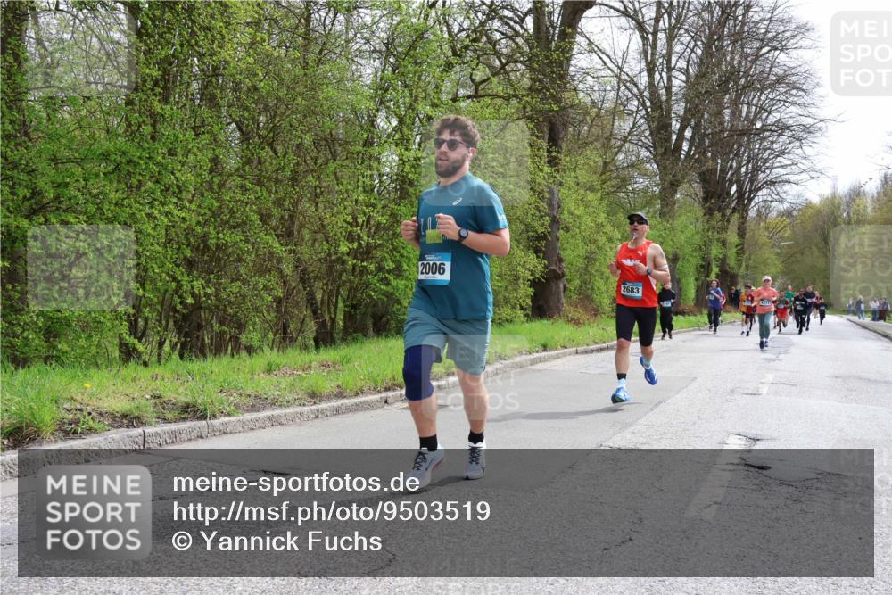 12.04.2026 - 45. Internationalen Wilhelmsburger Insellauf Yannick Fuchs http://msf.ph/oto/9503519 12.04.2026 12:50:04 Laufen 2006, 2683, 4311 meine-sportfotos.de