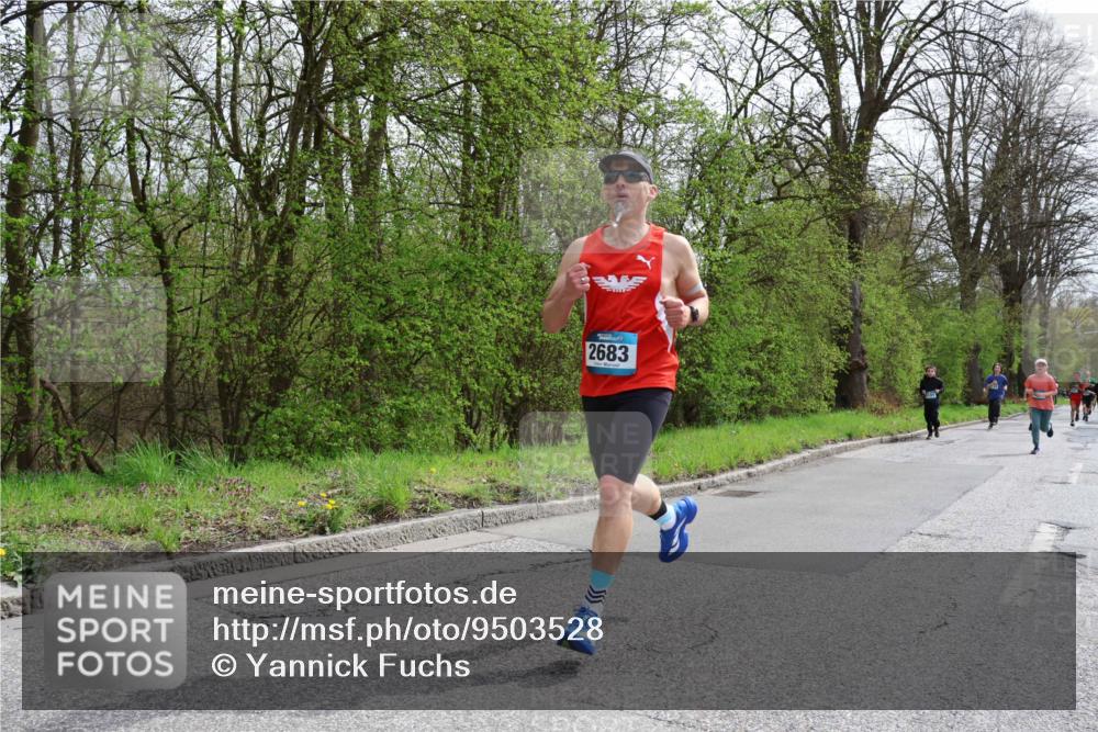 12.04.2026 - 45. Internationalen Wilhelmsburger Insellauf Yannick Fuchs http://msf.ph/oto/9503528 12.04.2026 12:50:05 Laufen 2683 meine-sportfotos.de