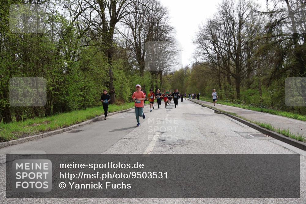 12.04.2026 - 45. Internationalen Wilhelmsburger Insellauf Yannick Fuchs http://msf.ph/oto/9503531 12.04.2026 12:50:07 Laufen 5101, 431 meine-sportfotos.de