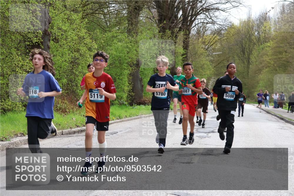 12.04.2026 - 45. Internationalen Wilhelmsburger Insellauf Yannick Fuchs http://msf.ph/oto/9503542 12.04.2026 12:50:10 Laufen 118, 5119, 5780, 5087, 5086, 207 meine-sportfotos.de