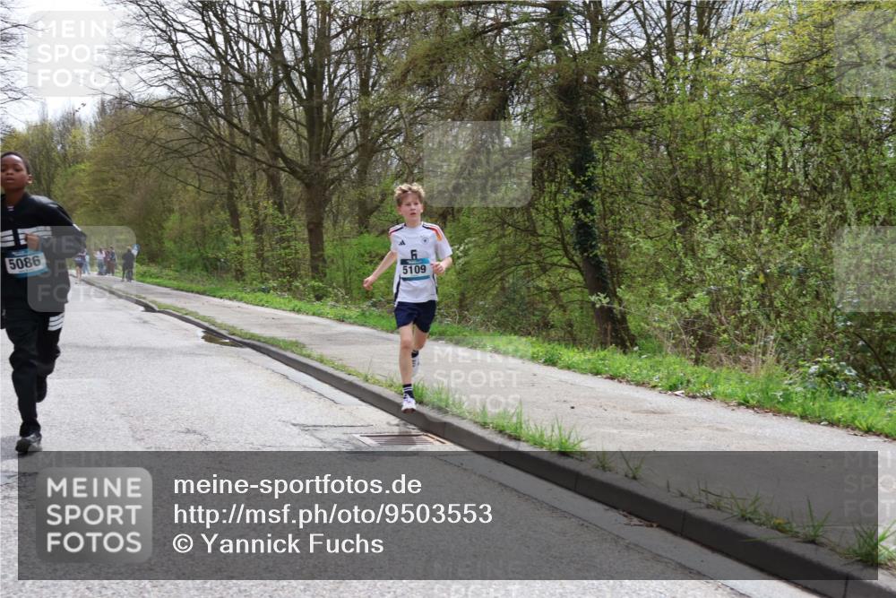 12.04.2026 - 45. Internationalen Wilhelmsburger Insellauf Yannick Fuchs http://msf.ph/oto/9503553 12.04.2026 12:50:11 Laufen 5086, 6, 5109 meine-sportfotos.de