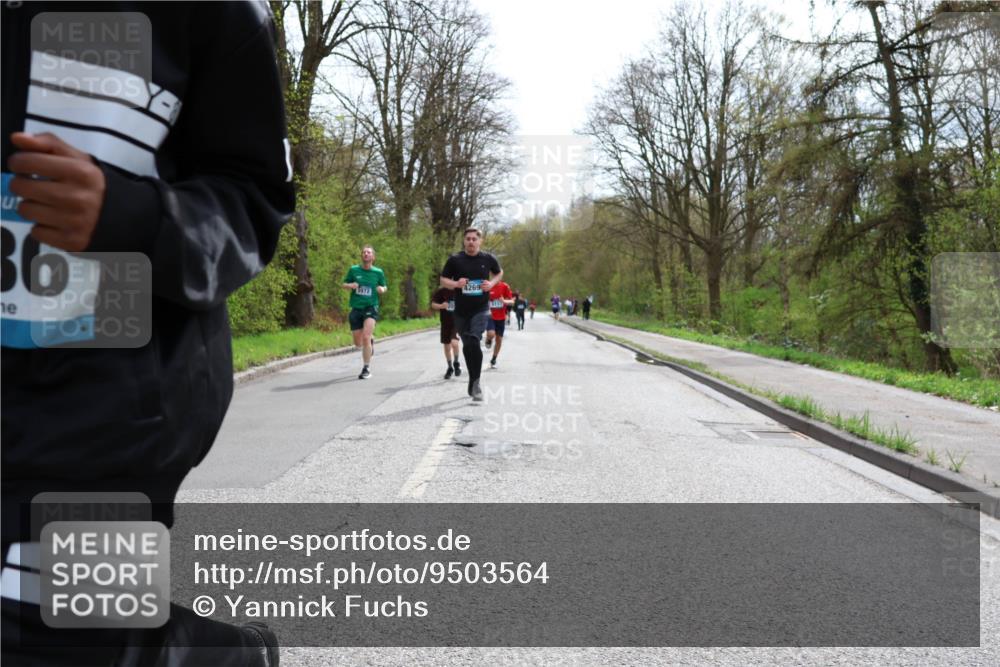 12.04.2026 - 45. Internationalen Wilhelmsburger Insellauf Yannick Fuchs http://msf.ph/oto/9503564 12.04.2026 12:50:13 Laufen 4269 meine-sportfotos.de