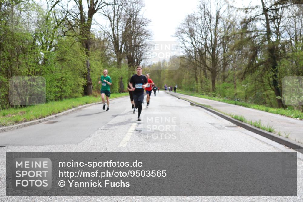 12.04.2026 - 45. Internationalen Wilhelmsburger Insellauf Yannick Fuchs http://msf.ph/oto/9503565 12.04.2026 12:50:13 Laufen 4269 meine-sportfotos.de