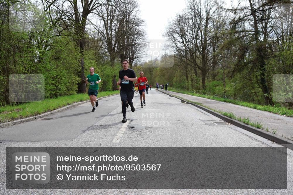 12.04.2026 - 45. Internationalen Wilhelmsburger Insellauf Yannick Fuchs http://msf.ph/oto/9503567 12.04.2026 12:50:14 Laufen 3972, 4269, 5112 meine-sportfotos.de