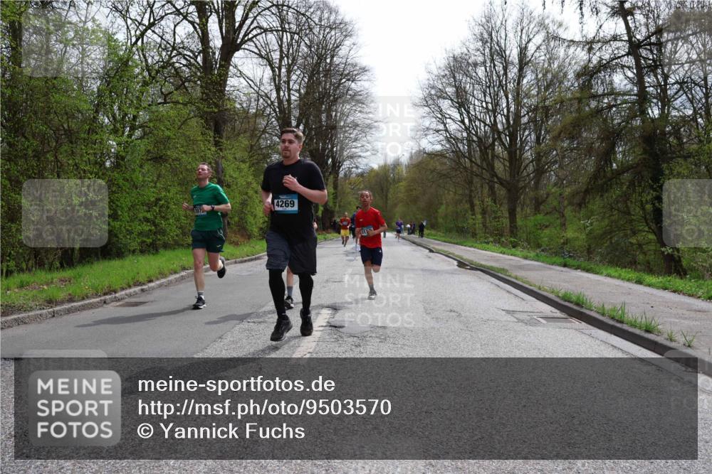 12.04.2026 - 45. Internationalen Wilhelmsburger Insellauf Yannick Fuchs http://msf.ph/oto/9503570 12.04.2026 12:50:14 Laufen 4269, 197 meine-sportfotos.de