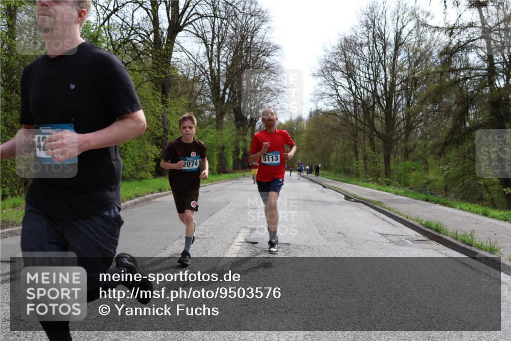 12.04.2026 - 45. Internationalen Wilhelmsburger Insellauf Yannick Fuchs http://msf.ph/oto/9503576 12.04.2026 12:50:15 Laufen 2074, 5113 meine-sportfotos.de