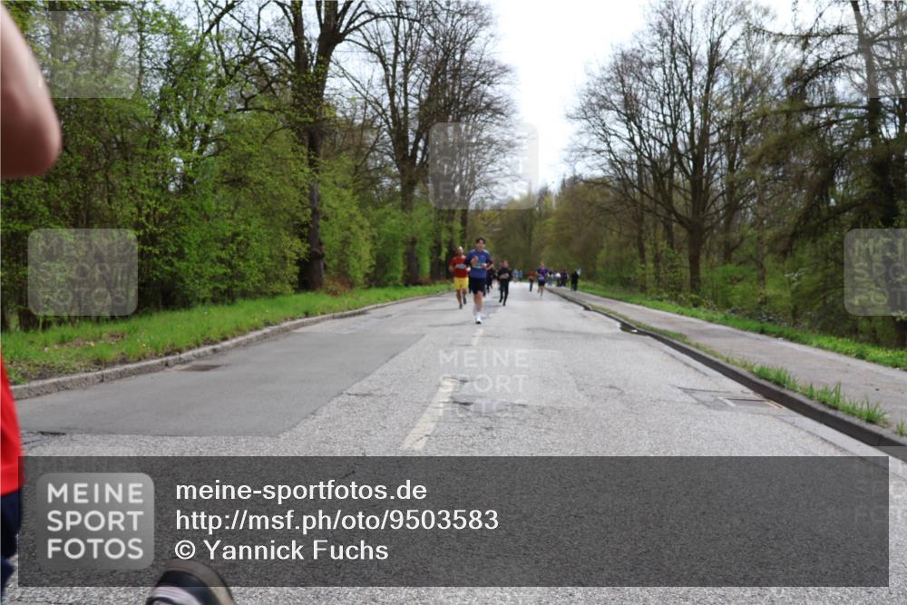 12.04.2026 - 45. Internationalen Wilhelmsburger Insellauf Yannick Fuchs http://msf.ph/oto/9503583 12.04.2026 12:50:17 Laufen  meine-sportfotos.de