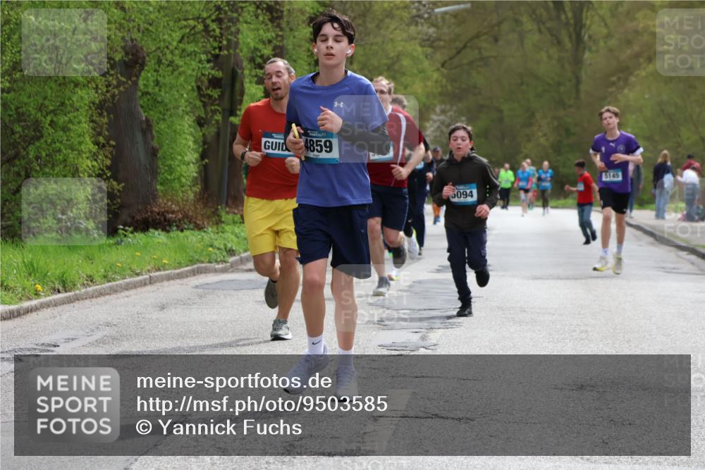12.04.2026 - 45. Internationalen Wilhelmsburger Insellauf Yannick Fuchs http://msf.ph/oto/9503585 12.04.2026 12:50:17 Laufen 4859, 5094, 5145 meine-sportfotos.de