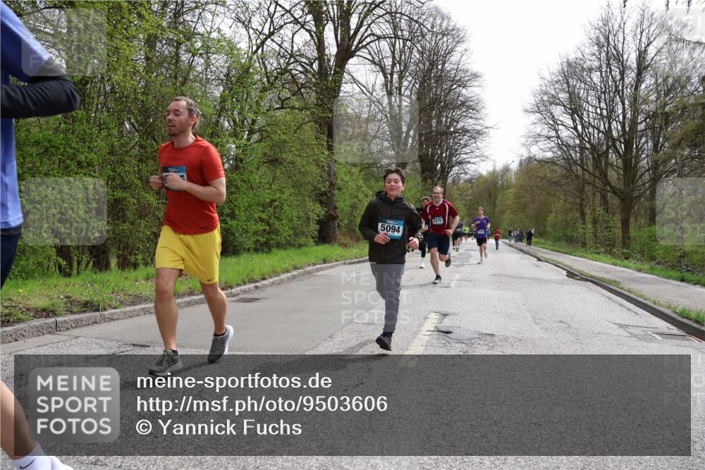12.04.2026 - 45. Internationalen Wilhelmsburger Insellauf Yannick Fuchs http://msf.ph/oto/9503606 12.04.2026 12:50:21 Laufen 5094, 3315 meine-sportfotos.de