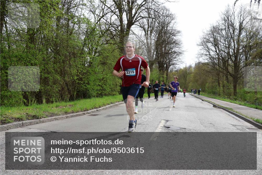 12.04.2026 - 45. Internationalen Wilhelmsburger Insellauf Yannick Fuchs http://msf.ph/oto/9503615 12.04.2026 12:50:23 Laufen 3315 meine-sportfotos.de