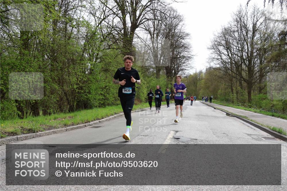12.04.2026 - 45. Internationalen Wilhelmsburger Insellauf Yannick Fuchs http://msf.ph/oto/9503620 12.04.2026 12:50:24 Laufen 5635, 5145 meine-sportfotos.de
