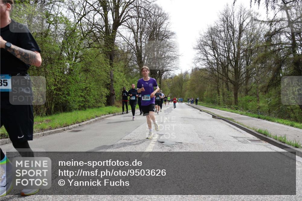 12.04.2026 - 45. Internationalen Wilhelmsburger Insellauf Yannick Fuchs http://msf.ph/oto/9503626 12.04.2026 12:50:25 Laufen 35, 5729, 5145 meine-sportfotos.de