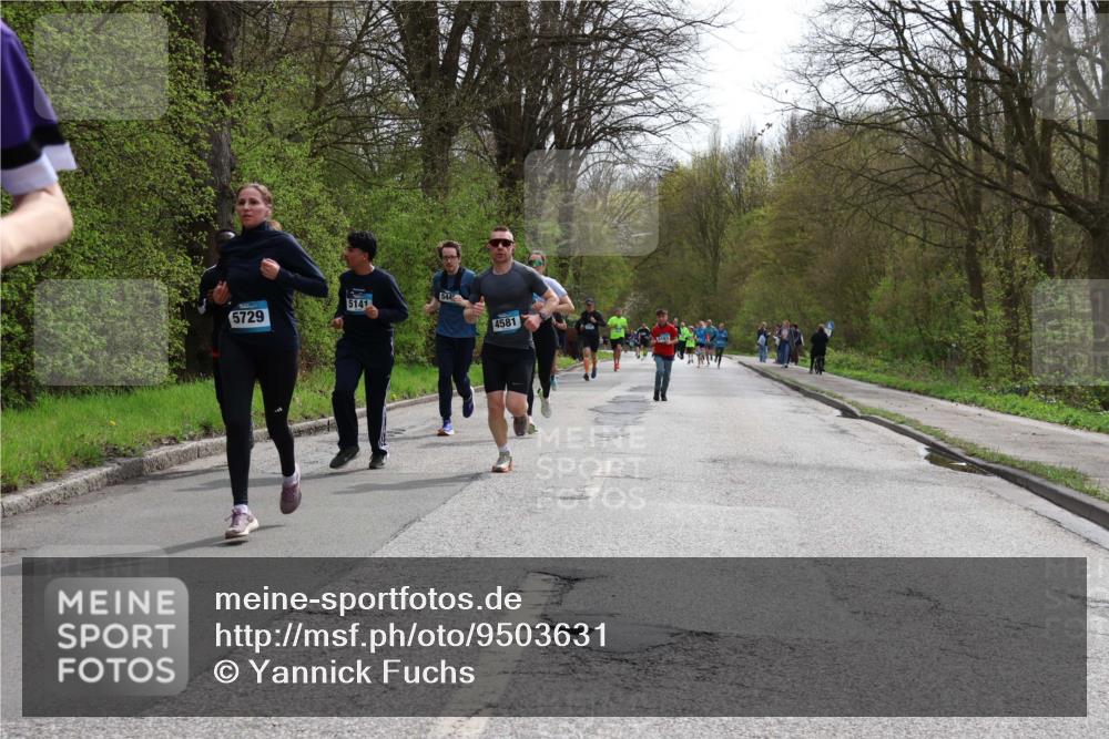 12.04.2026 - 45. Internationalen Wilhelmsburger Insellauf Yannick Fuchs http://msf.ph/oto/9503631 12.04.2026 12:50:26 Laufen 5729, 5141, 4581 meine-sportfotos.de