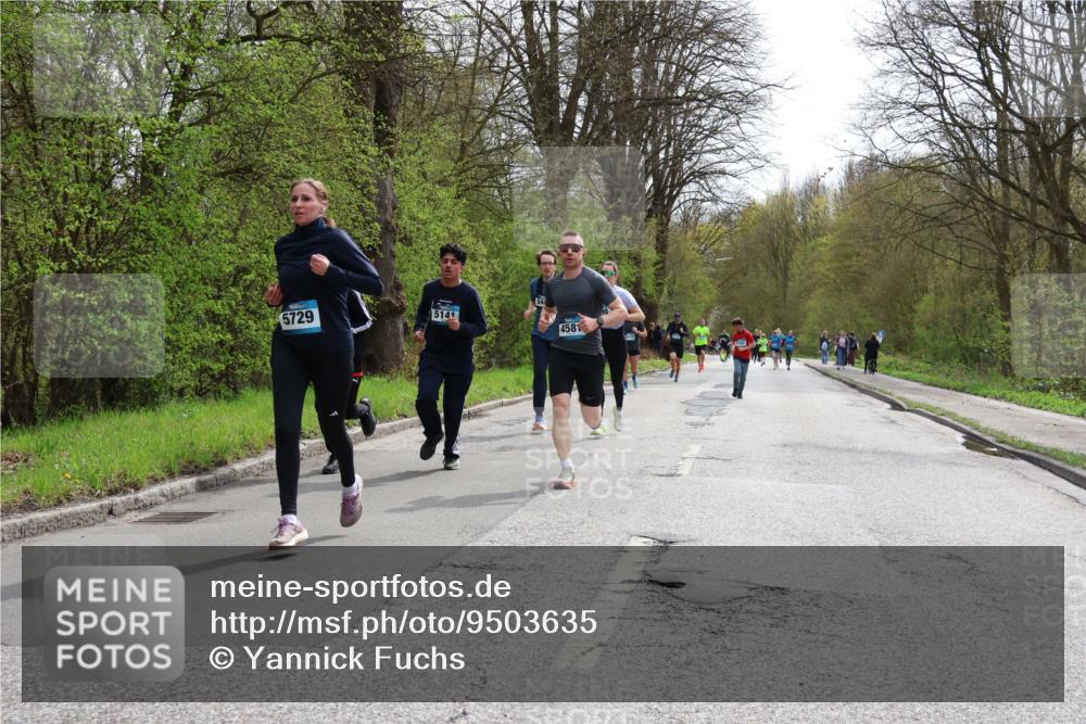 12.04.2026 - 45. Internationalen Wilhelmsburger Insellauf Yannick Fuchs http://msf.ph/oto/9503635 12.04.2026 12:50:27 Laufen 5729, 5141, 54, 4581 meine-sportfotos.de