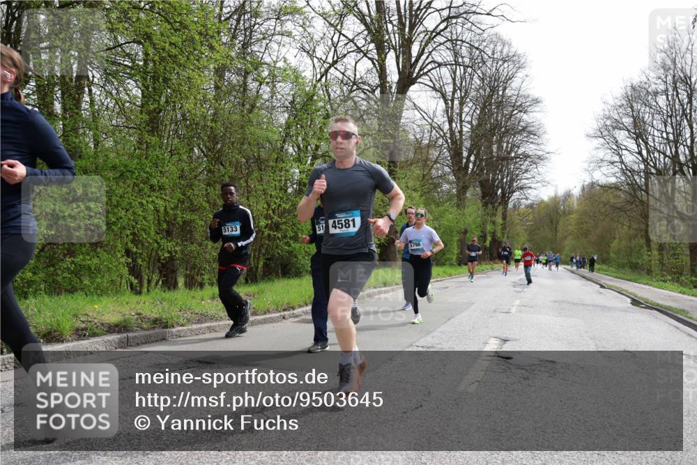 12.04.2026 - 45. Internationalen Wilhelmsburger Insellauf Yannick Fuchs http://msf.ph/oto/9503645 12.04.2026 12:50:28 Laufen 5133, 57, 4581, 5798 meine-sportfotos.de