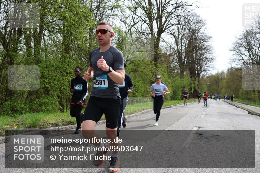 12.04.2026 - 45. Internationalen Wilhelmsburger Insellauf Yannick Fuchs http://msf.ph/oto/9503647 12.04.2026 12:50:29 Laufen 5133, 4581, 5798 meine-sportfotos.de