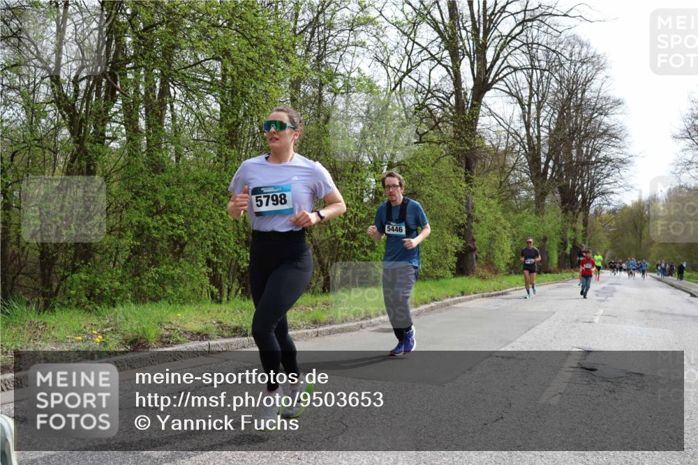12.04.2026 - 45. Internationalen Wilhelmsburger Insellauf Yannick Fuchs http://msf.ph/oto/9503653 12.04.2026 12:50:30 Laufen 5798, 5446 meine-sportfotos.de