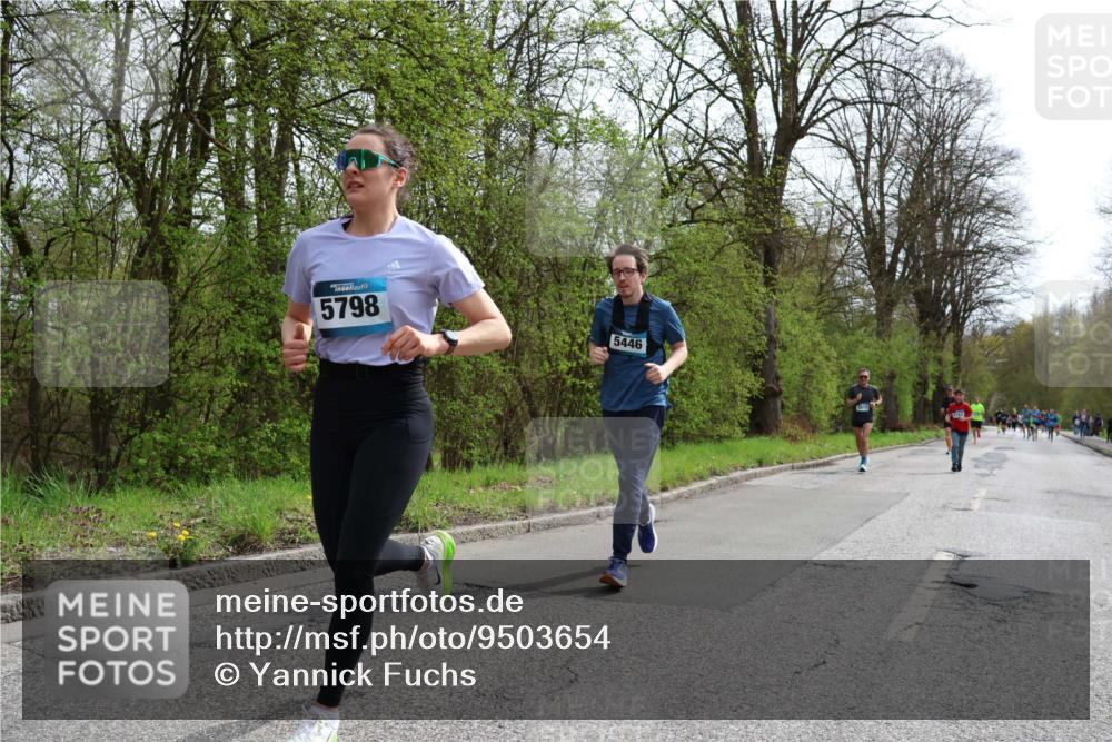 12.04.2026 - 45. Internationalen Wilhelmsburger Insellauf Yannick Fuchs http://msf.ph/oto/9503654 12.04.2026 12:50:30 Laufen 5798, 5446 meine-sportfotos.de