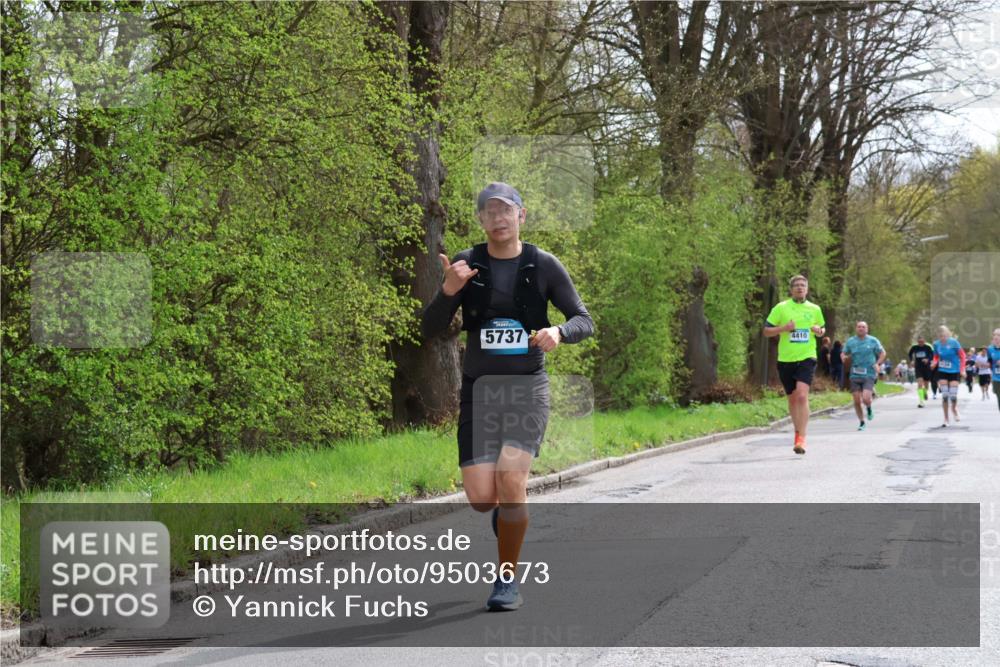 12.04.2026 - 45. Internationalen Wilhelmsburger Insellauf Yannick Fuchs http://msf.ph/oto/9503673 12.04.2026 12:50:35 Laufen 5737, 4410 meine-sportfotos.de