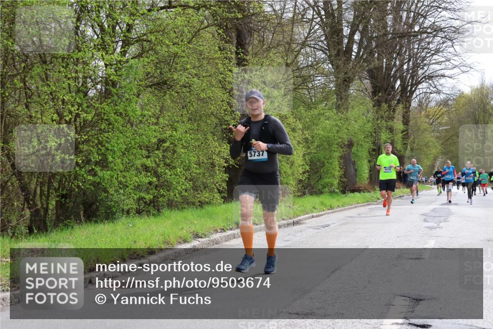 12.04.2026 - 45. Internationalen Wilhelmsburger Insellauf Yannick Fuchs http://msf.ph/oto/9503674 12.04.2026 12:50:35 Laufen 5737, 4410 meine-sportfotos.de