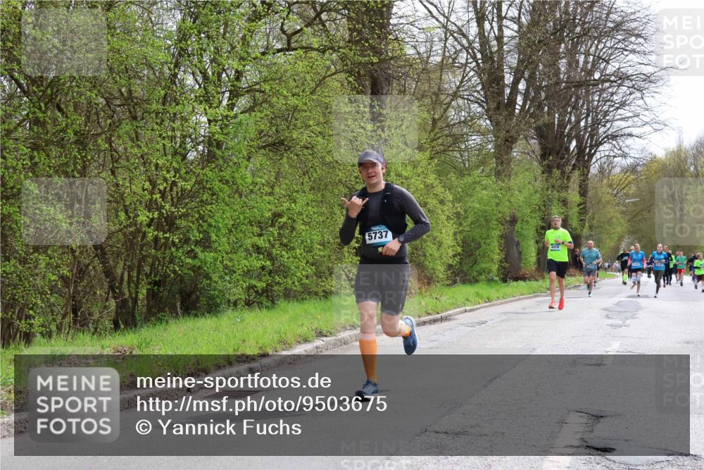 12.04.2026 - 45. Internationalen Wilhelmsburger Insellauf Yannick Fuchs http://msf.ph/oto/9503675 12.04.2026 12:50:35 Laufen 5737, 4410 meine-sportfotos.de