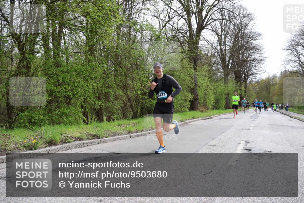 12.04.2026 - 45. Internationalen Wilhelmsburger Insellauf Yannick Fuchs http://msf.ph/oto/9503680 12.04.2026 12:50:36 Laufen 5737 meine-sportfotos.de