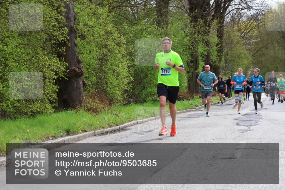 12.04.2026 - 45. Internationalen Wilhelmsburger Insellauf Yannick Fuchs http://msf.ph/oto/9503685 12.04.2026 12:50:37 Laufen 4410, 3627, 5550, 5134, 5131, 3166 meine-sportfotos.de