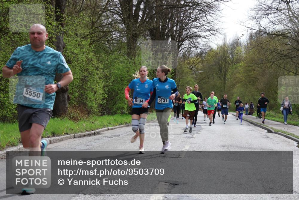 12.04.2026 - 45. Internationalen Wilhelmsburger Insellauf Yannick Fuchs http://msf.ph/oto/9503709 12.04.2026 12:50:43 Laufen 5550, 5134, 5131, 410, 518, 166 meine-sportfotos.de