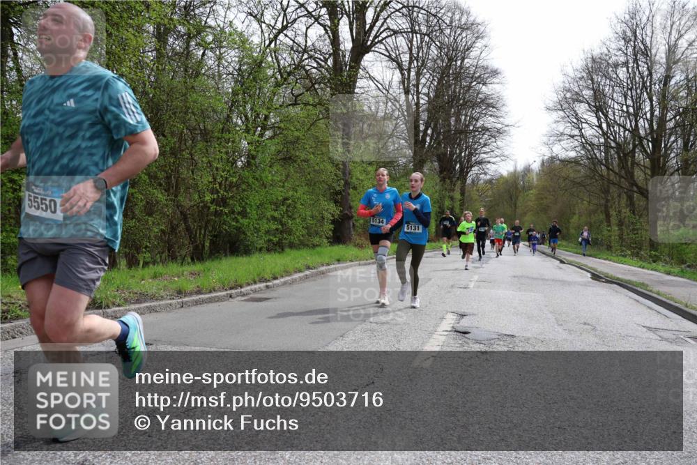 12.04.2026 - 45. Internationalen Wilhelmsburger Insellauf Yannick Fuchs http://msf.ph/oto/9503716 12.04.2026 12:50:44 Laufen 5550, 5134, 5131 meine-sportfotos.de