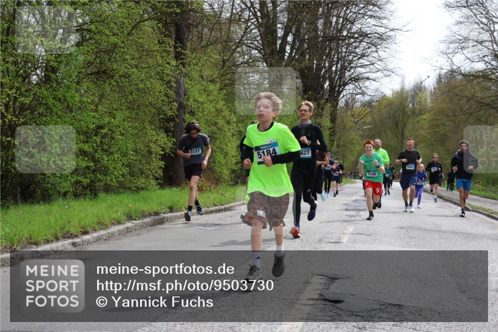 12.04.2026 - 45. Internationalen Wilhelmsburger Insellauf Yannick Fuchs http://msf.ph/oto/9503730 12.04.2026 12:50:47 Laufen 5147, 5184, 627, 3166, 5863 meine-sportfotos.de