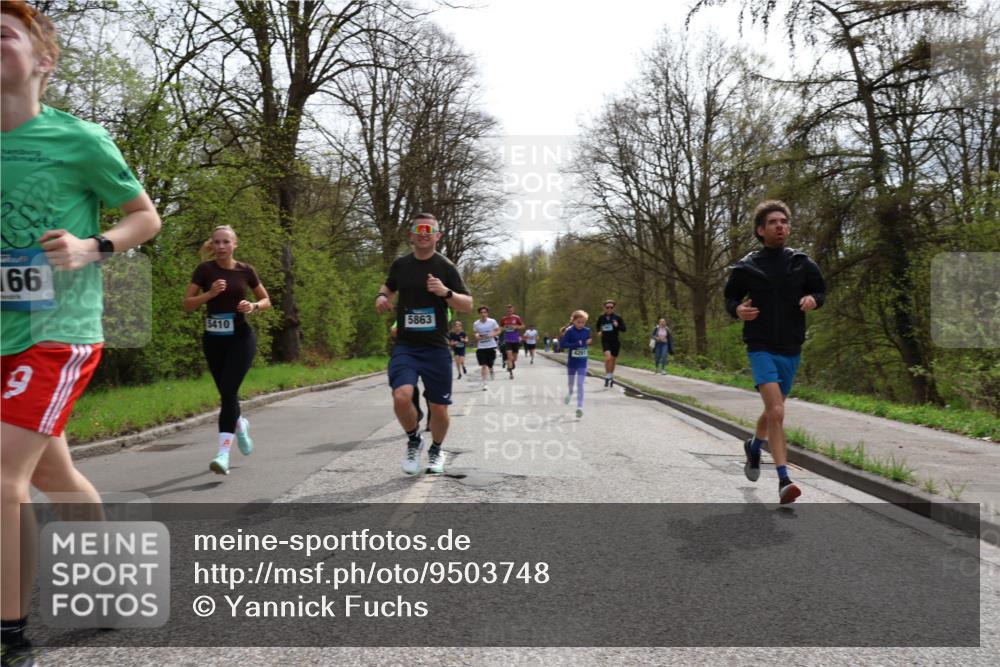 12.04.2026 - 45. Internationalen Wilhelmsburger Insellauf Yannick Fuchs http://msf.ph/oto/9503748 12.04.2026 12:50:51 Laufen 66, 5410, 5863, 627 meine-sportfotos.de