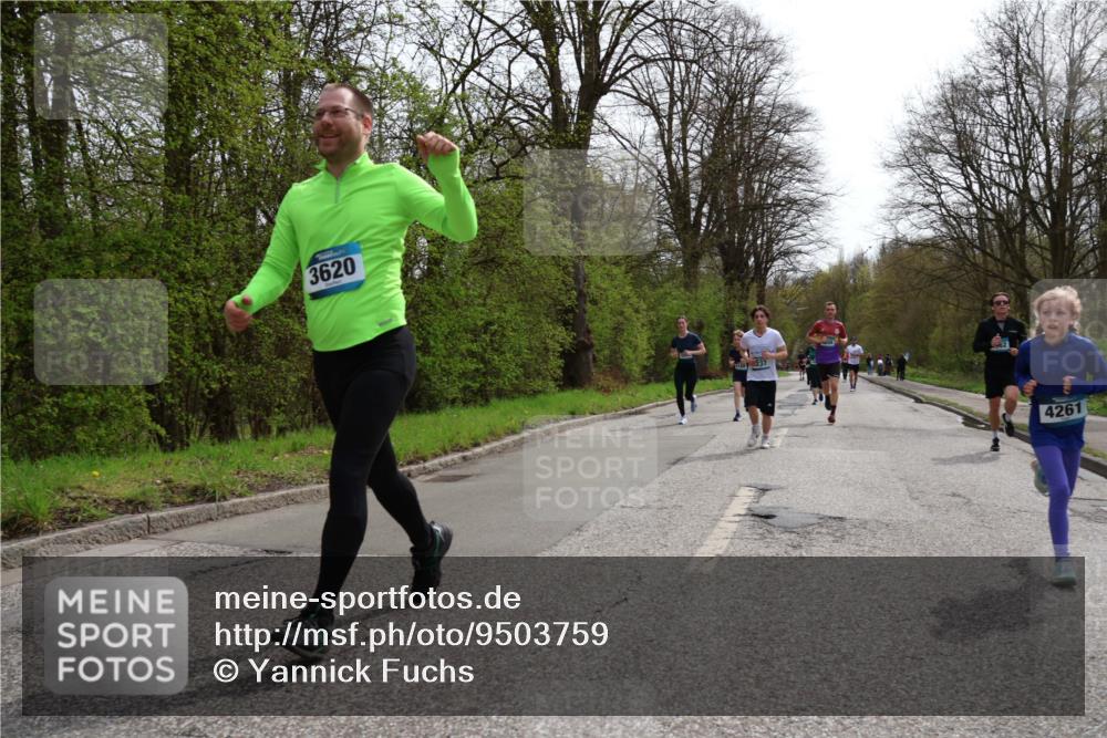 12.04.2026 - 45. Internationalen Wilhelmsburger Insellauf Yannick Fuchs http://msf.ph/oto/9503759 12.04.2026 12:50:53 Laufen 3620, 4261 meine-sportfotos.de